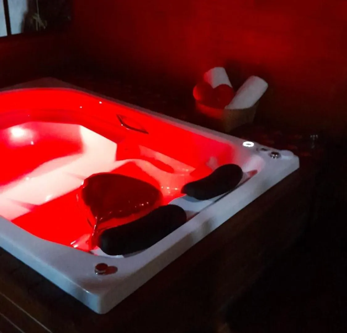 Cabana Com Cachoeira Privativa Imarui Chalet